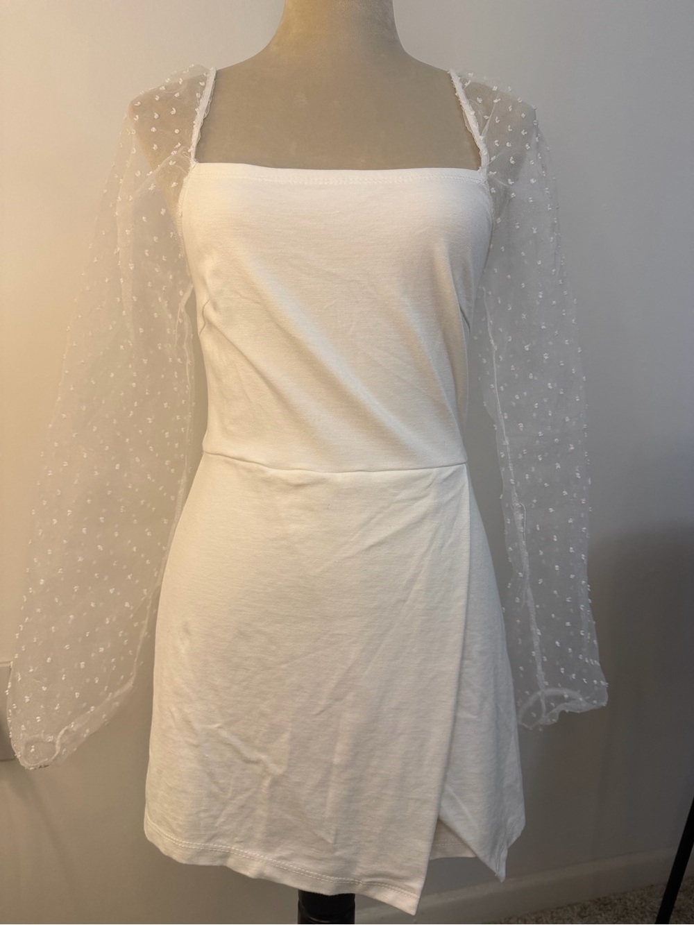 Altar'd State White Square-Neck Romper with Sheer Dotted Puff Sleeves Size M